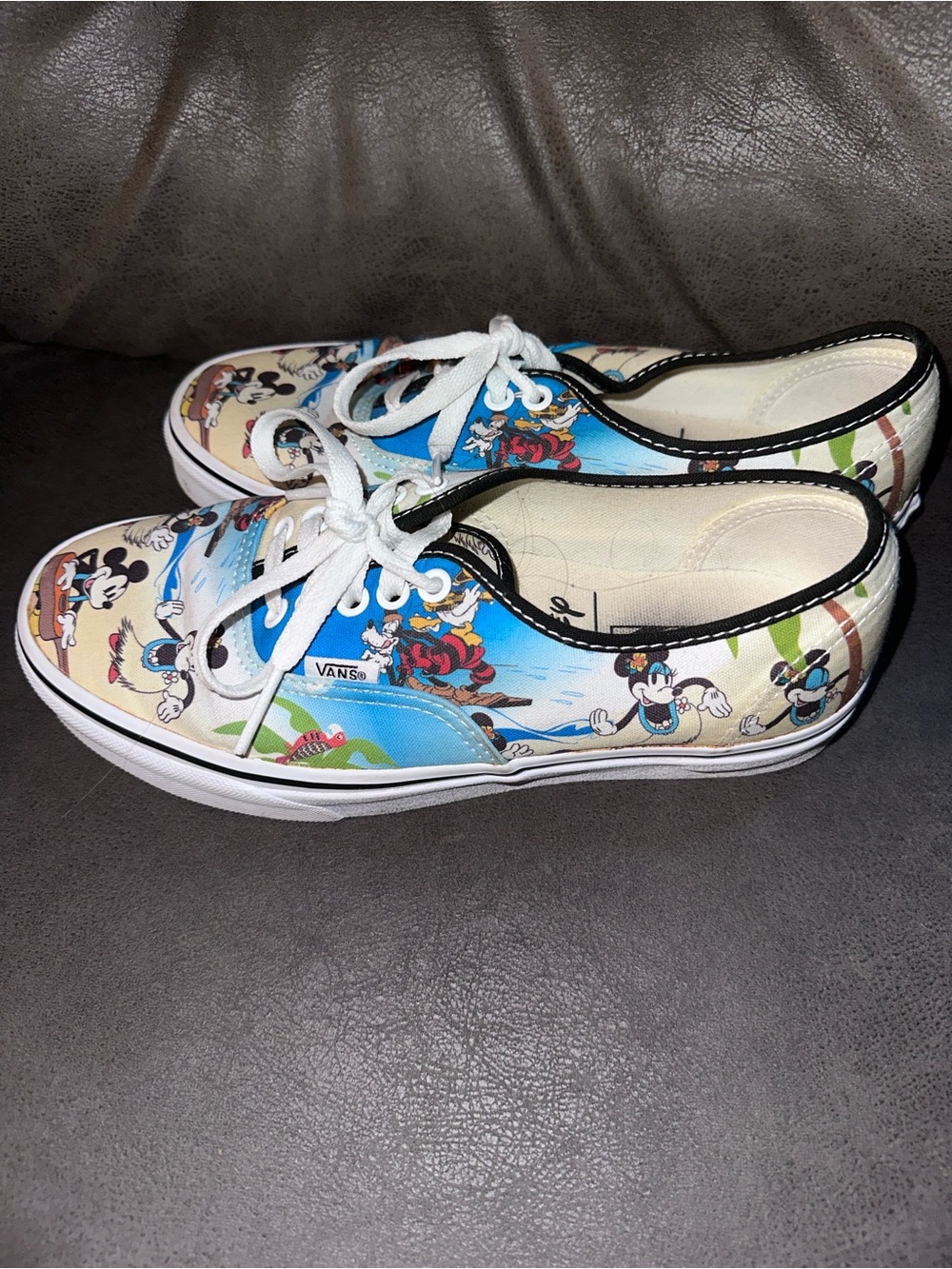 Vans x Disney Aloha Hawaii Authentic Mickey Minnie Goofy Shoes M7 W8.5 Rare - Picture 3 of 6